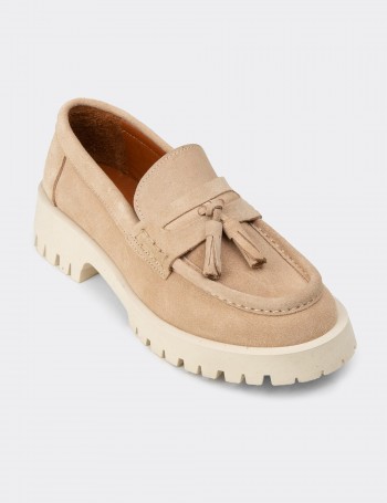 Kadın Hakiki Süet Bej Püsküllü Loafer - 02035ZBEJC01