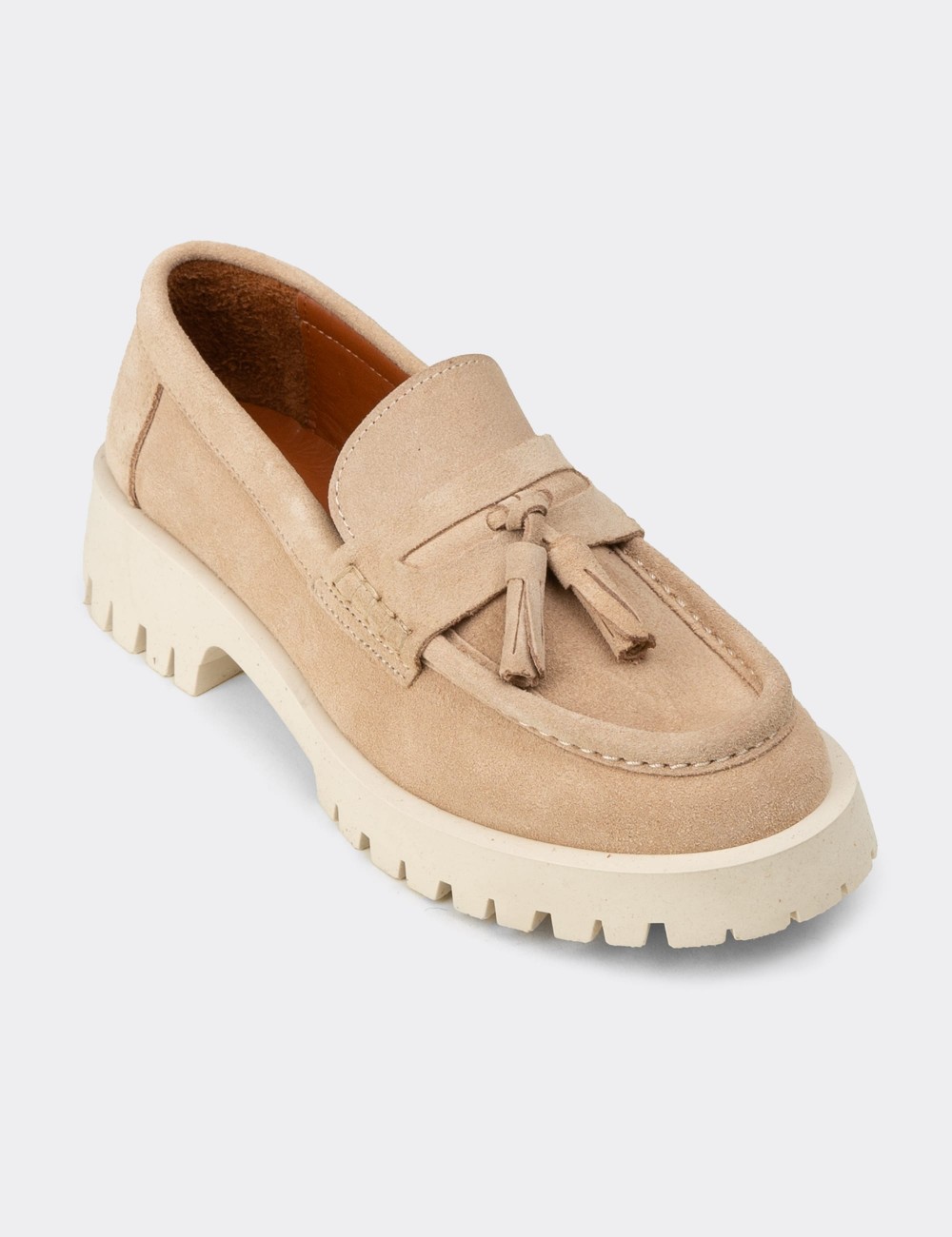 Kadın Hakiki Süet Bej Püsküllü Loafer - 02035ZBEJC01