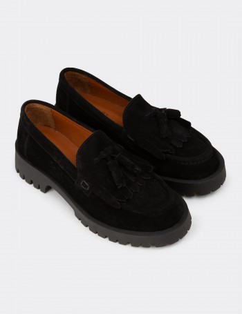Kadın Hakiki Süet Siyah Püsküllü Loafer - 02033ZSYHC01