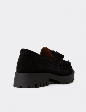 Kadın Hakiki Süet Siyah Püsküllü Loafer - 02033ZSYHC01
