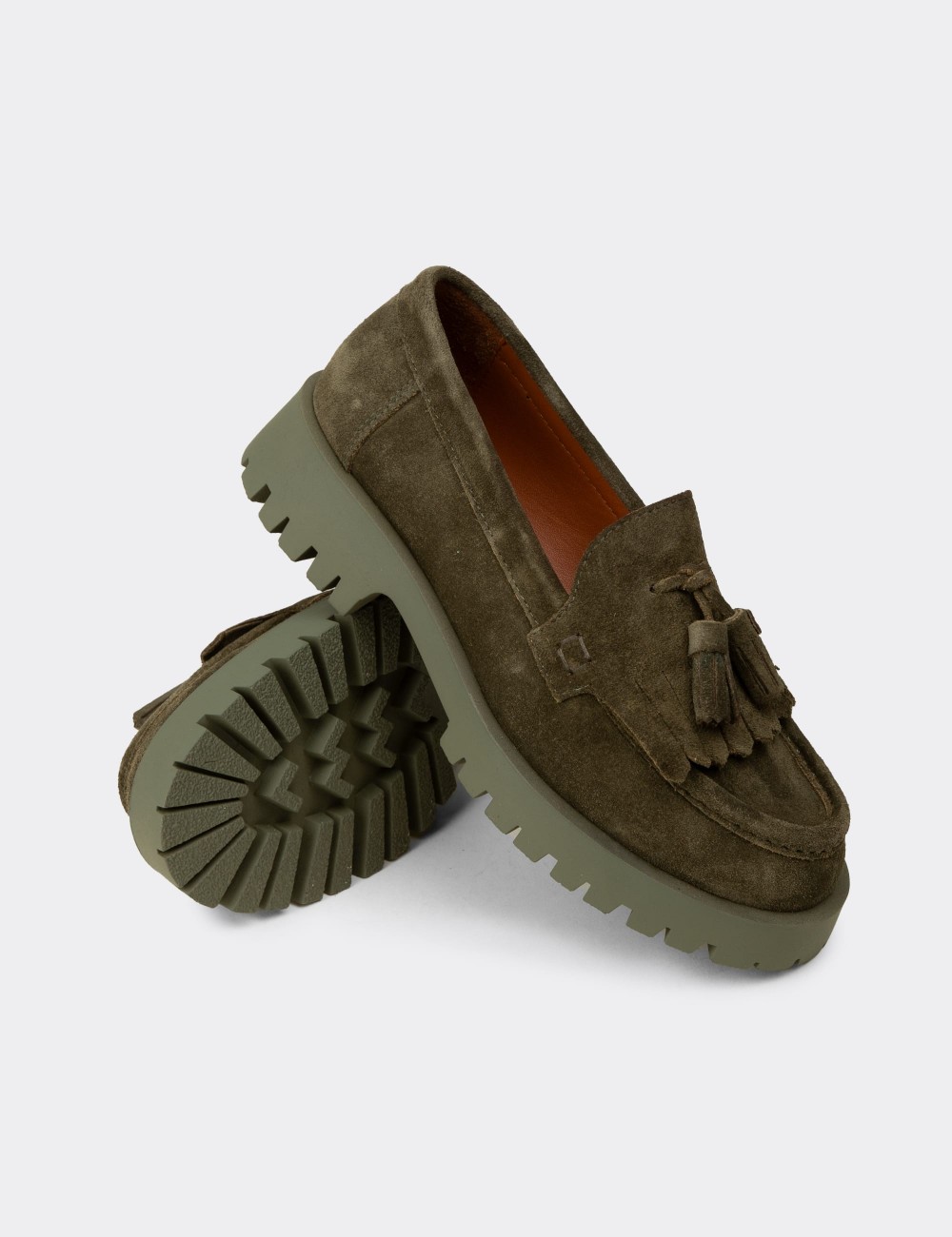 Kadın Hakiki Süet Yeşil Püsküllü Loafer - 02033ZYSLC01