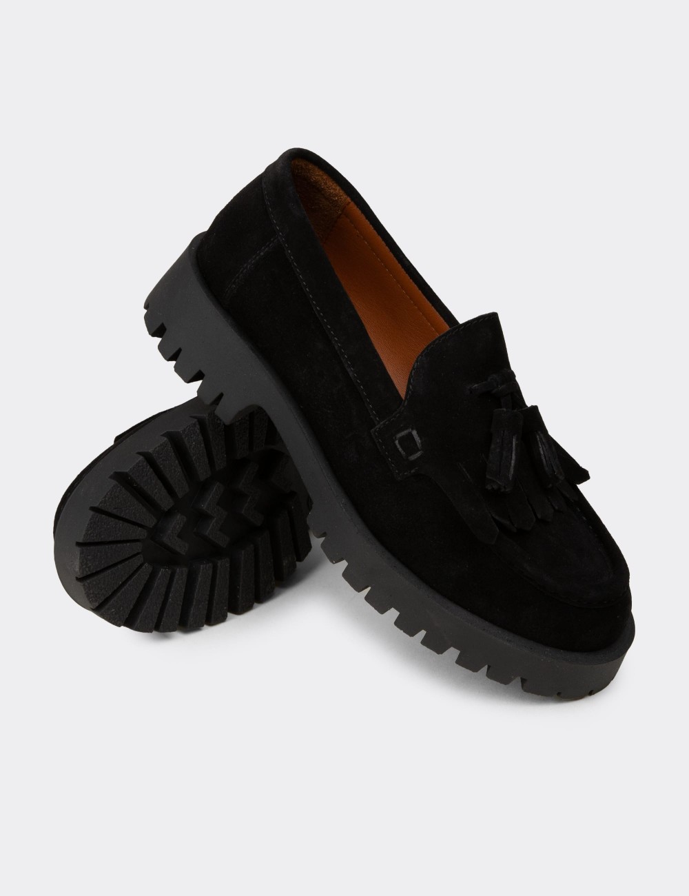 Kadın Hakiki Süet Siyah Püsküllü Loafer - 02033ZSYHC01