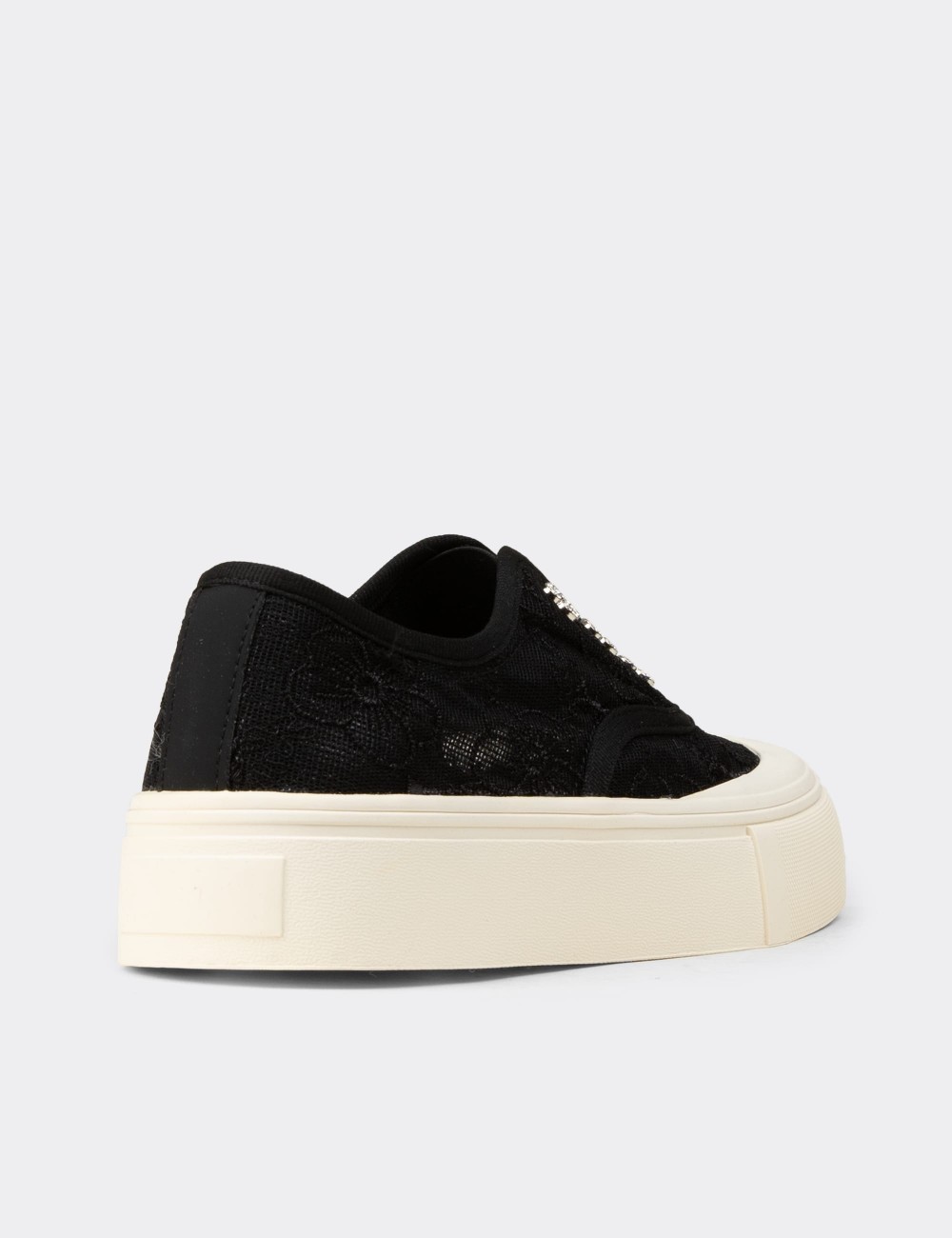 Kadın Dantel Detaylı Siyah Sneaker Ayakkabı - K0523ZSYHC01