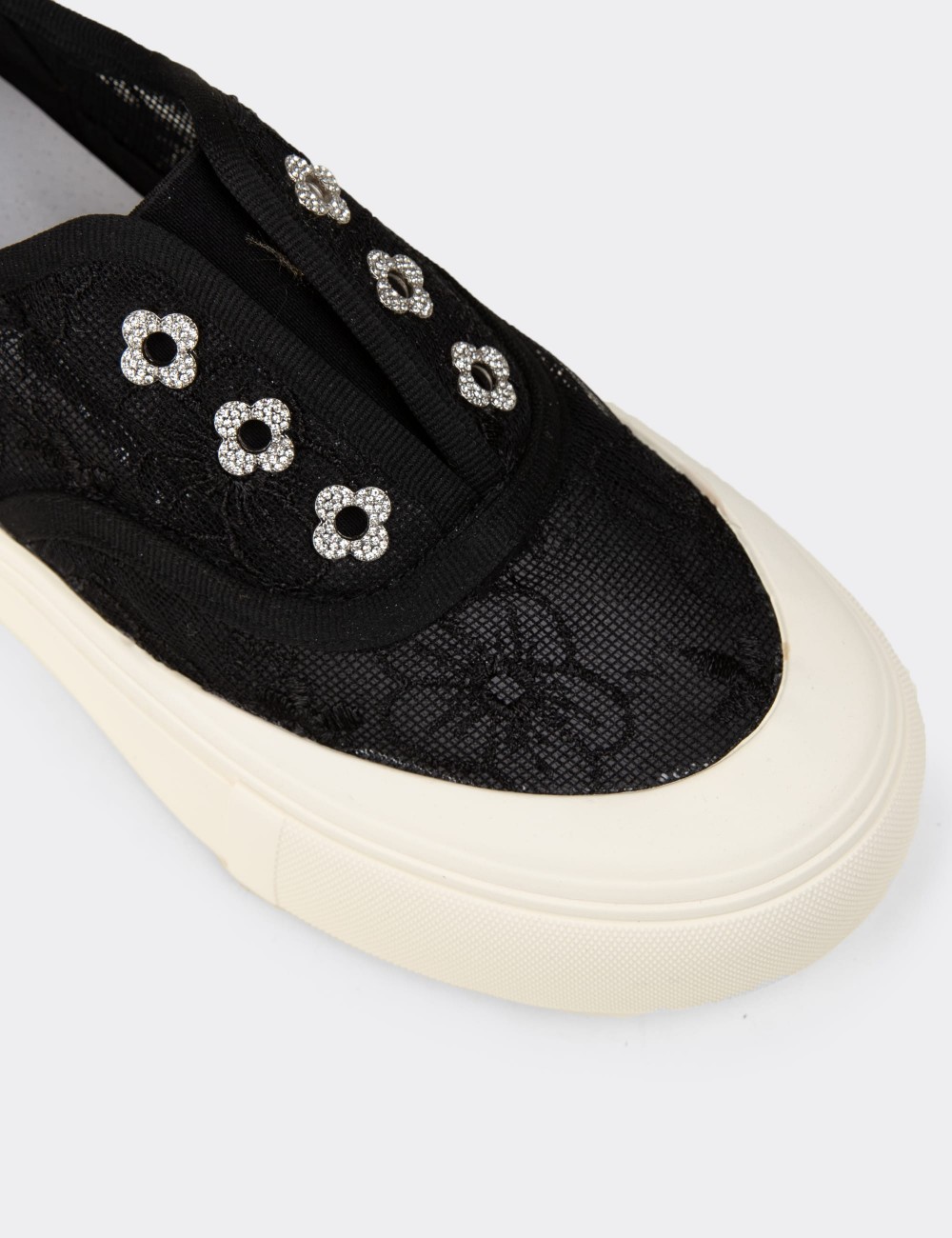 Kadın Dantel Detaylı Siyah Sneaker Ayakkabı - K0523ZSYHC01