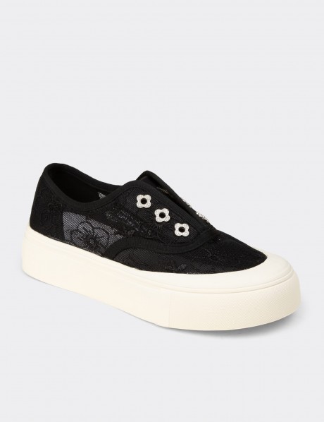 Kadın Dantel Detaylı Siyah Sneaker Ayakkabı