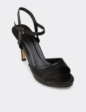 Kadın Siyah Platform Topuklu Sandalet - K1301ZSYHC01