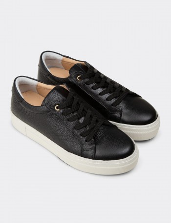 Kadın Hakiki Deri Siyah Sneaker Ayakkabı - R2571ZSYHC01