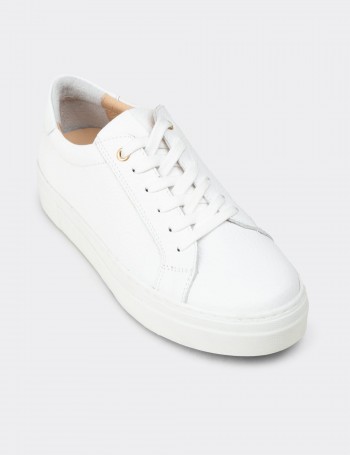 Kadın Hakiki Deri Beyaz Sneaker Ayakkabı