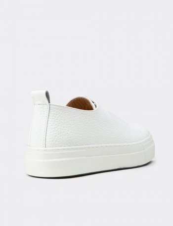 Kadın Hakiki Deri Beyaz Sneaker Ayakkabı - R2233ZBYZC01