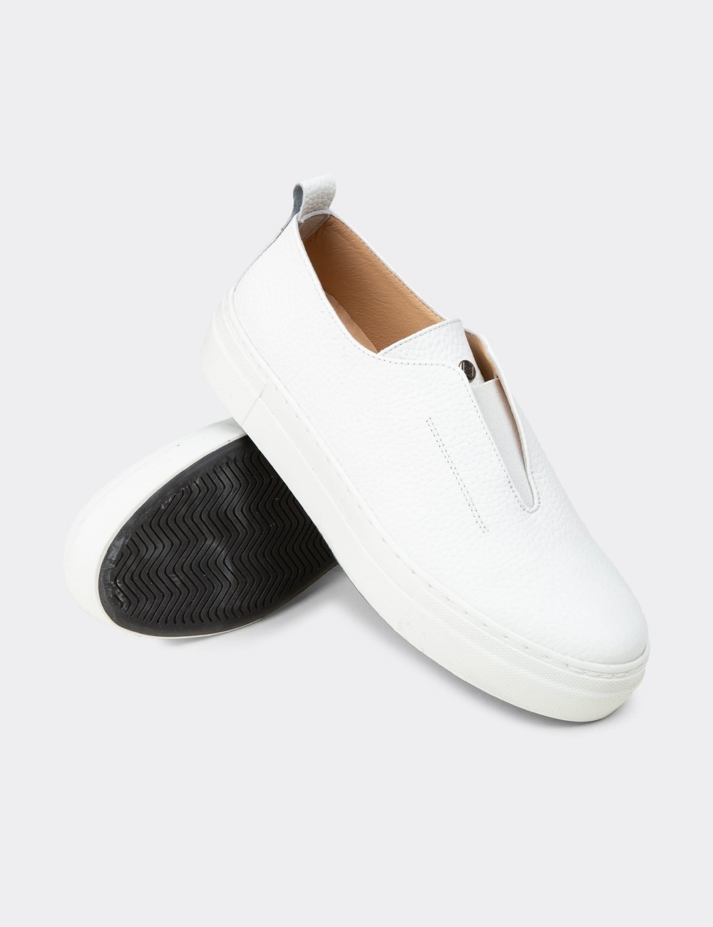Kadın Hakiki Deri Beyaz Sneaker Ayakkabı - R2233ZBYZC01