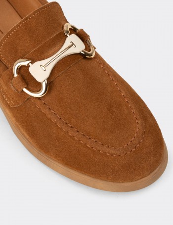 Kadın Hakiki Süet Taba Rengi Toka Detaylı Loafer - K5300ZTBAC01
