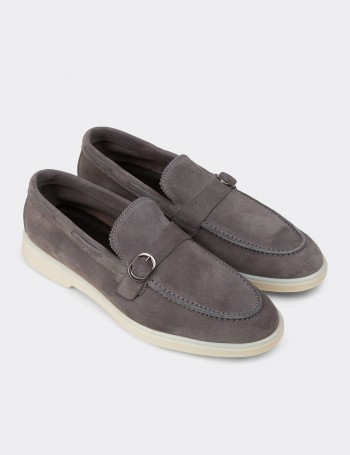 Erkek Hakiki Süet Gri Tokalı Loafer - 02031MGRIC01