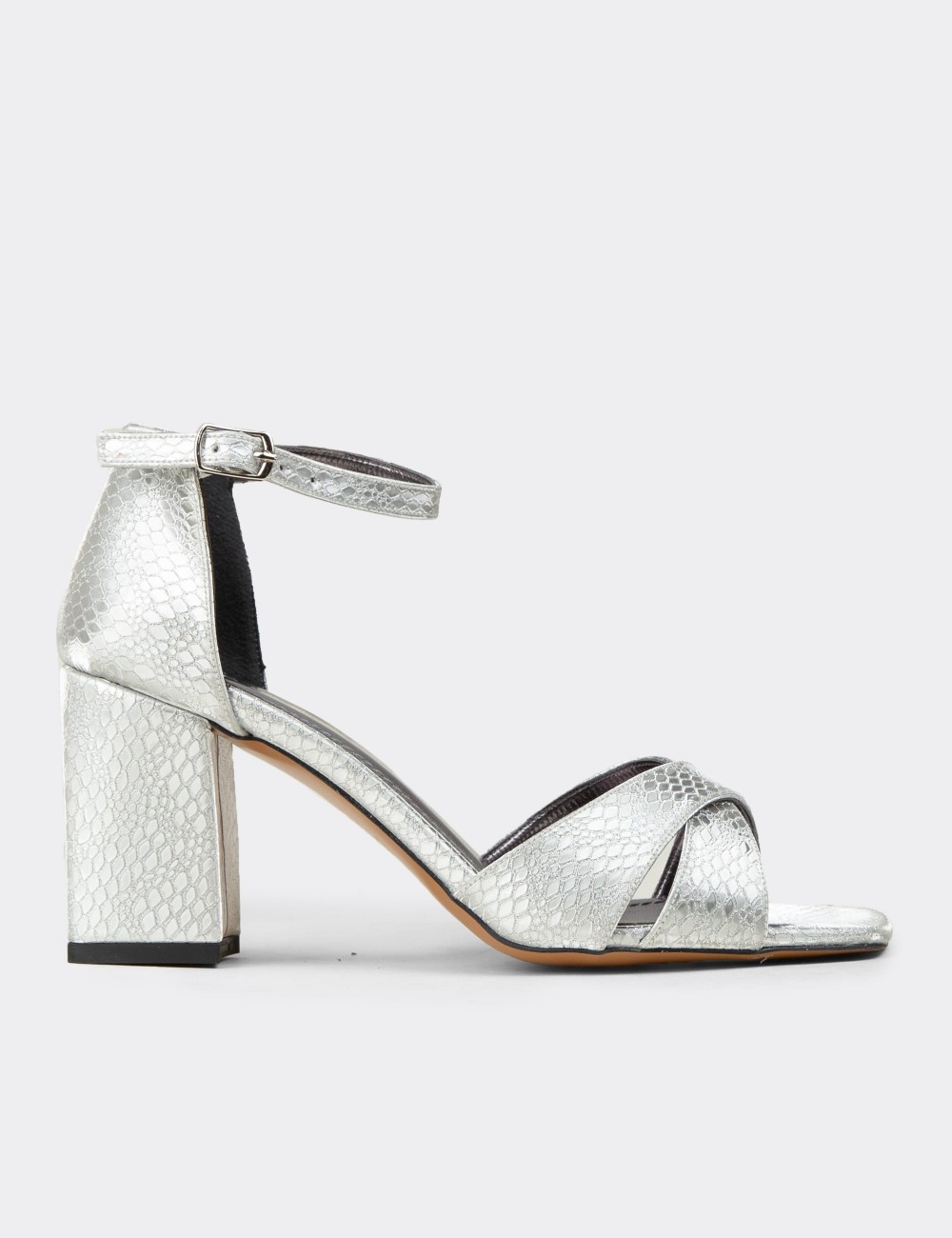 Deery Ayakkabı Deery Abiye Kadın Gümüş Renkli Topuklu