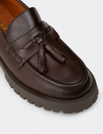 Kadın Hakiki Deri Kahverengi Püsküllü Loafer - 02035ZKHVC03