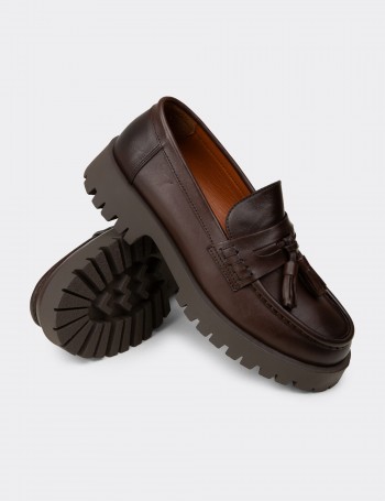 Kadın Hakiki Deri Kahverengi Püsküllü Loafer - 02035ZKHVC03