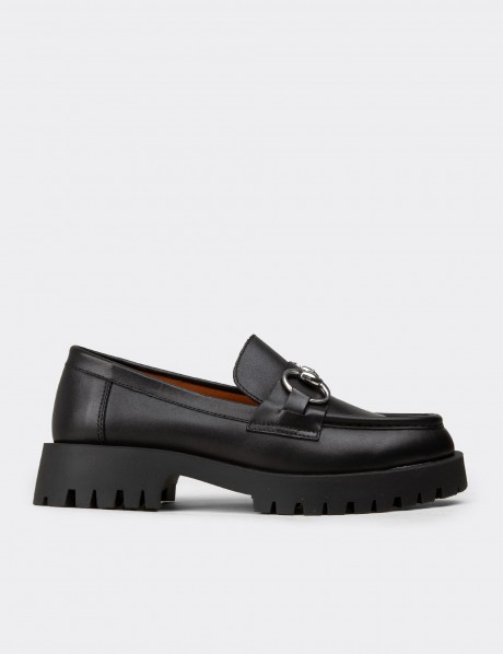 Kadın Hakiki Deri Siyah Tokalı Loafer