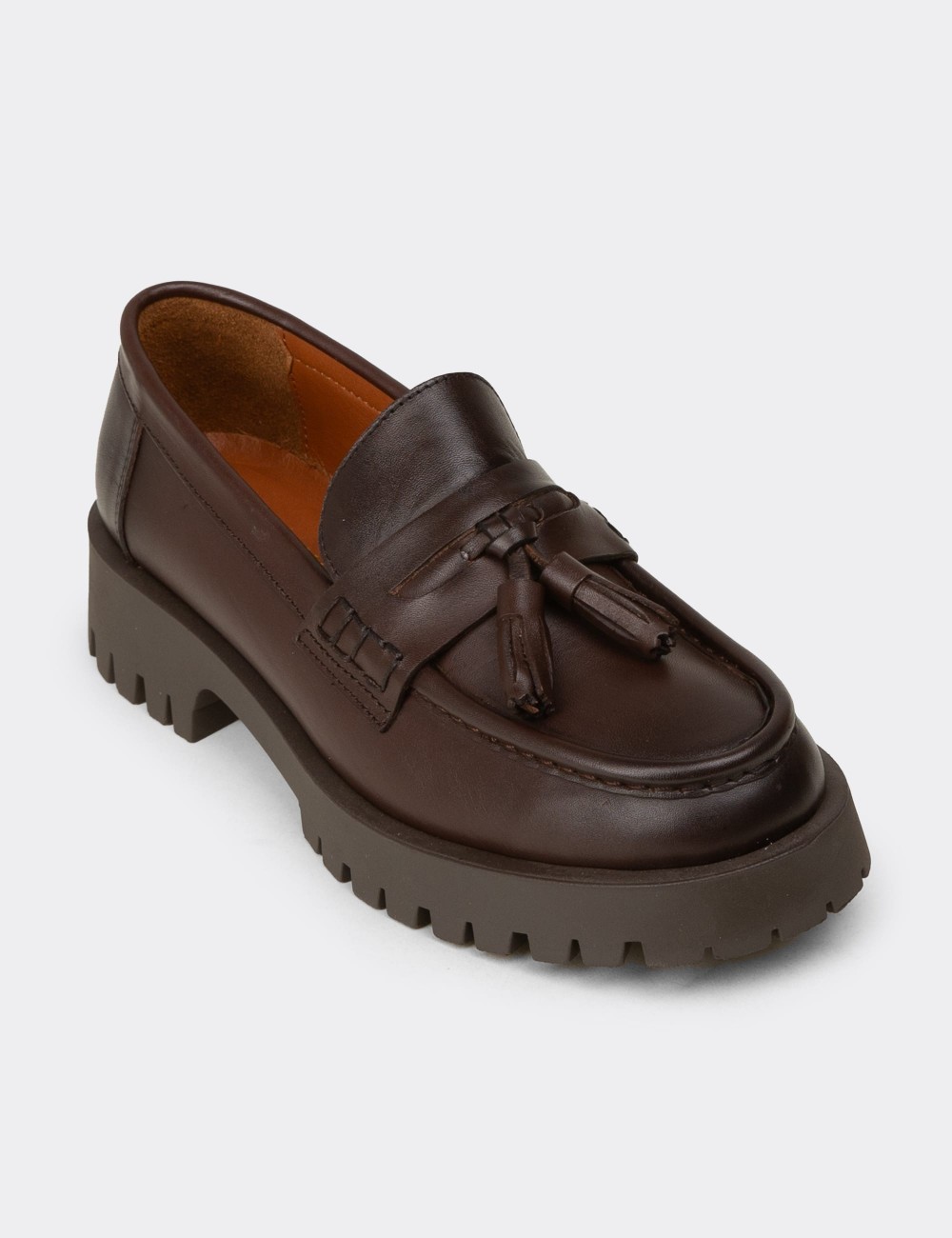 Kadın Hakiki Deri Kahverengi Püsküllü Loafer - 02035ZKHVC03