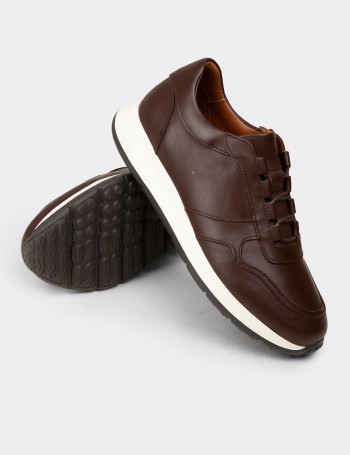 Erkek Kahverengi Hakiki Deri Sneaker Ayakkabı - E8210MKHVE01
