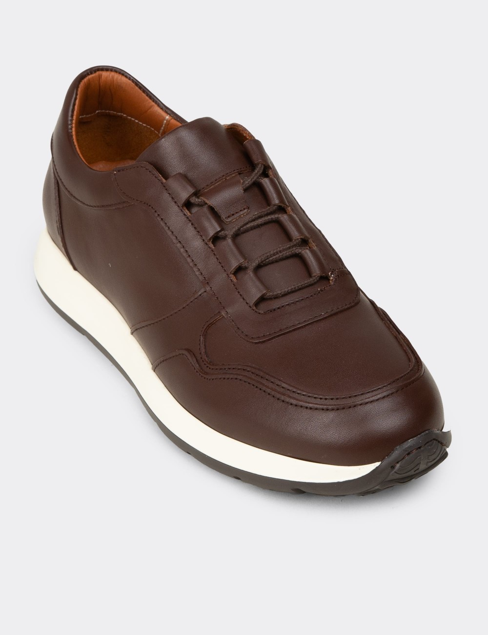 Erkek Kahverengi Hakiki Deri Sneaker Ayakkabı - E8210MKHVE01