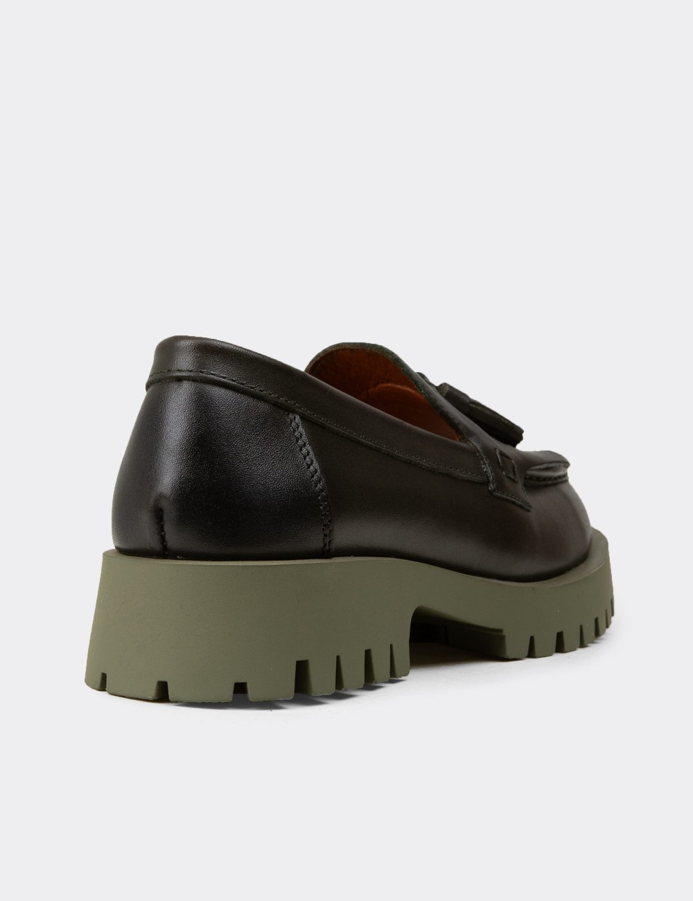 Kadın Hakiki Deri Yeşil Püsküllü Loafer - 02033ZYSLC02