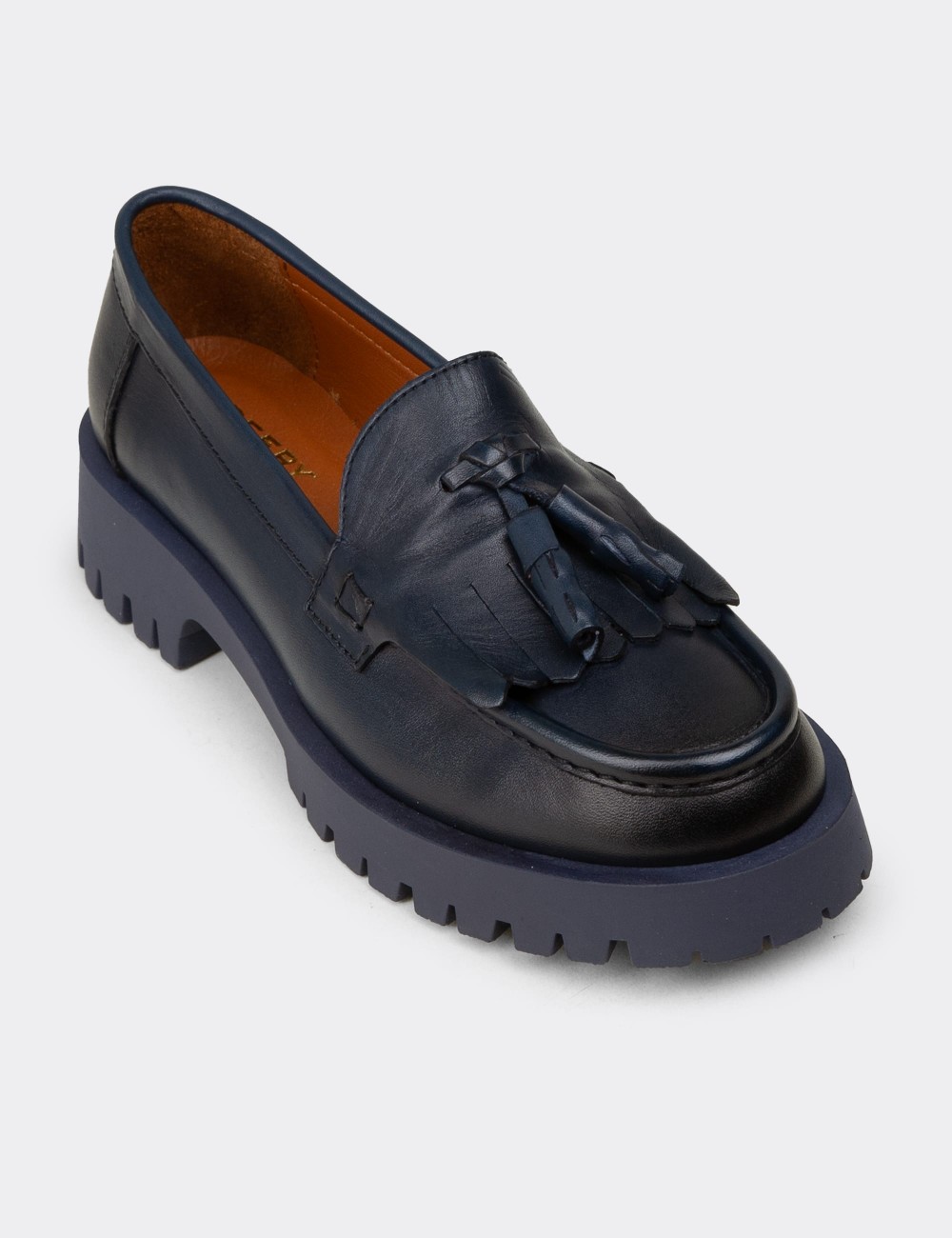 Kadın Hakiki Deri Lacivert Püsküllü Loafer - 02033ZLCVC02
