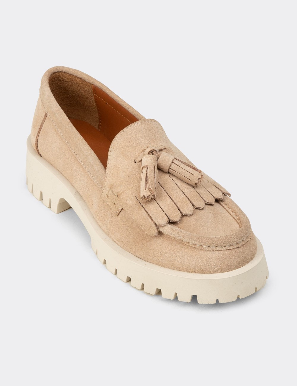 Kadın Hakiki Süet Bej Püsküllü Loafer - 02033ZBEJC01