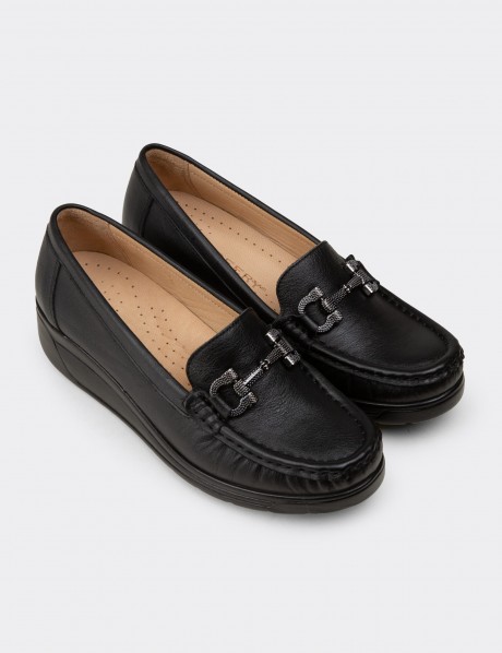 Kadın Hakiki Deri Siyah Dolgu Topuk Loafer