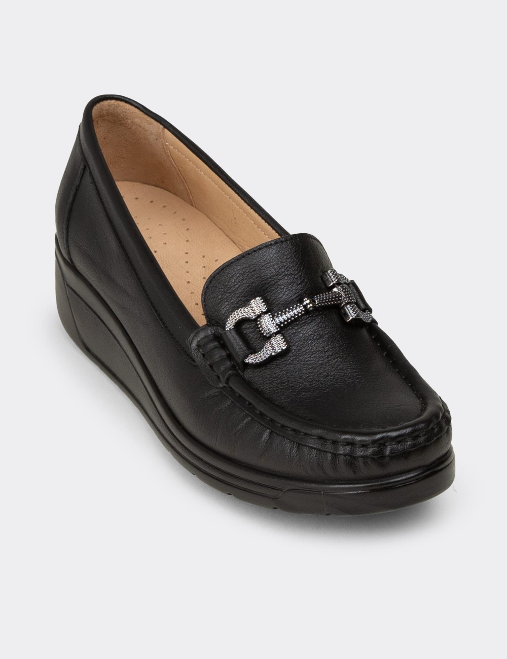 Kadın Hakiki Deri Siyah Dolgu Topuk Loafer - N1742ZSYHC01