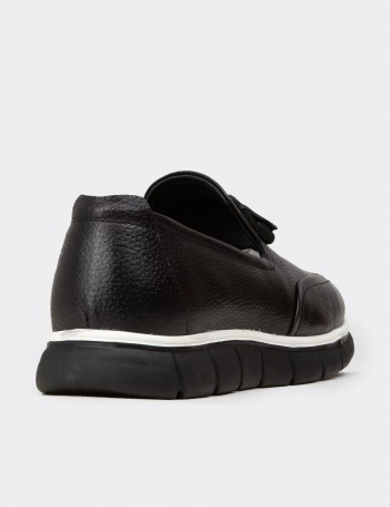 Erkek Hakiki Deri Siyah Püsküllü Loafer - 02048MSYHE02
