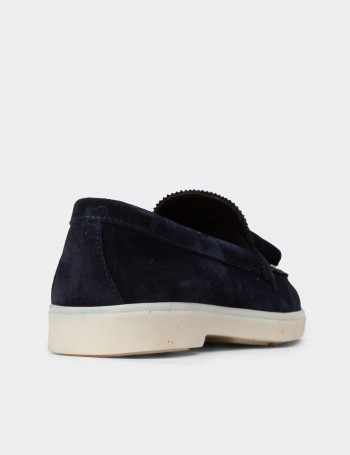 Kadın Hakiki Süet Lacivert Püsküllü Loafer - 02040ZLCVC01