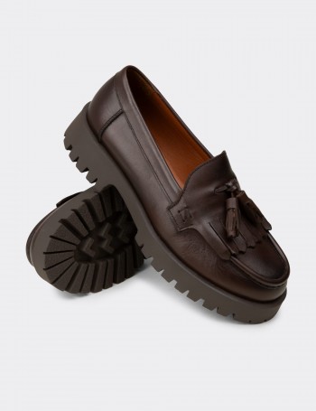 Kadın Hakiki Deri Kahverengi Püsküllü Loafer - 02033ZKHVC03