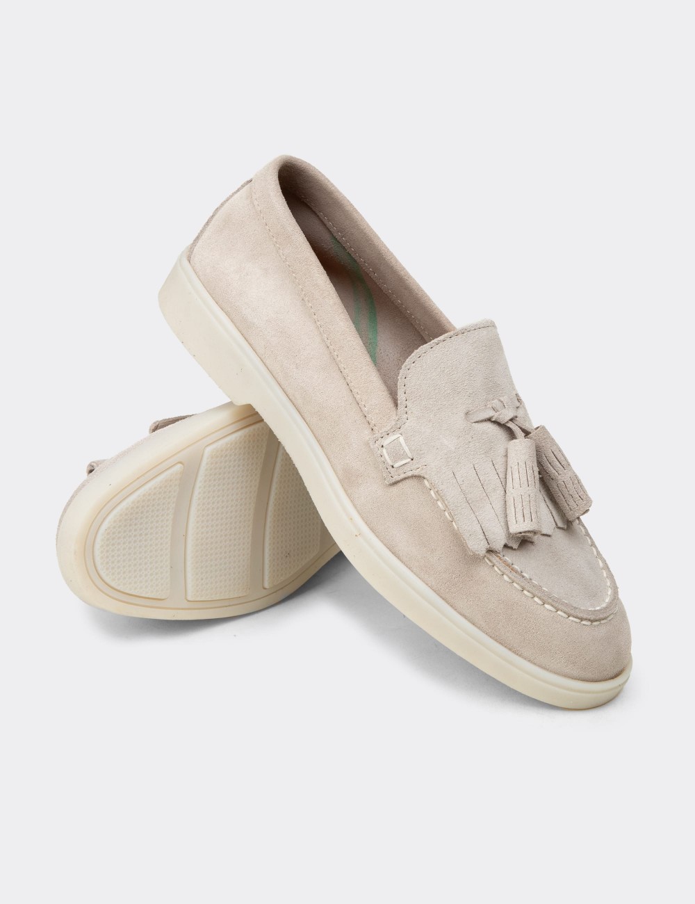 Kadın Hakiki Süet Gri Püsküllü Loafer - 02042ZGRIC01