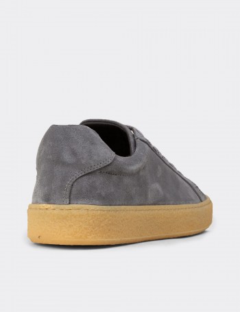 Erkek Gri Hakiki Süet Sneaker Ayakkabı - 02018MGRIC04