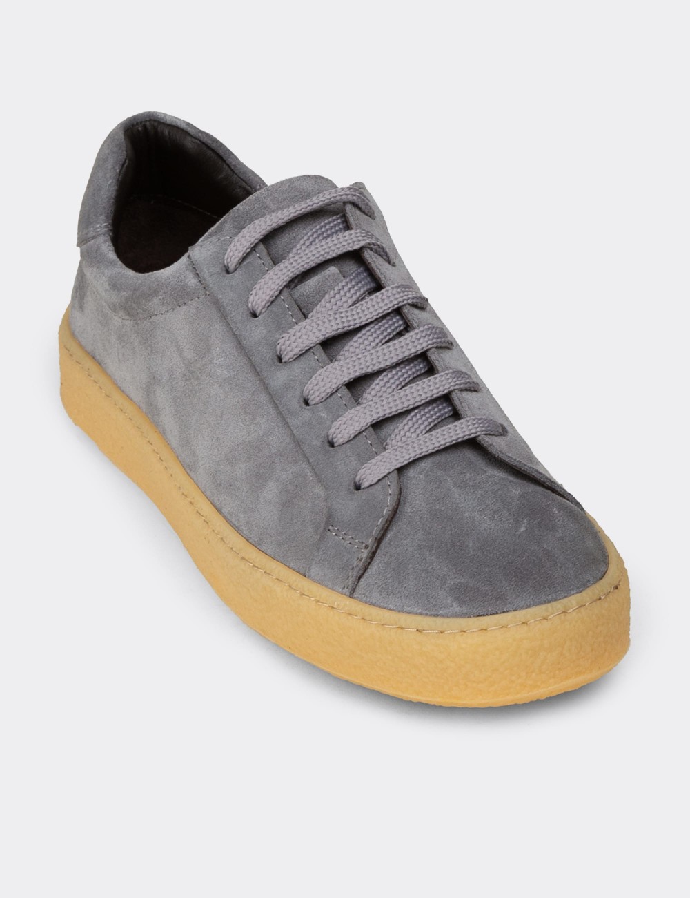 Erkek Gri Hakiki Süet Sneaker Ayakkabı - 02018MGRIC04