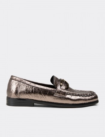 Kadın Platin Toka Detaylı Loafer Ayakkabı