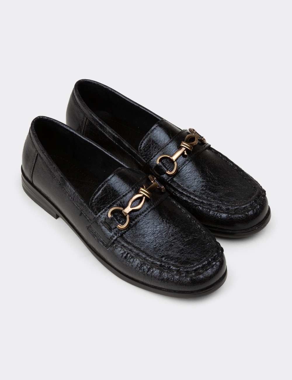 Kadın Siyah Toka Detaylı Loafer - K0013ZSYHC01