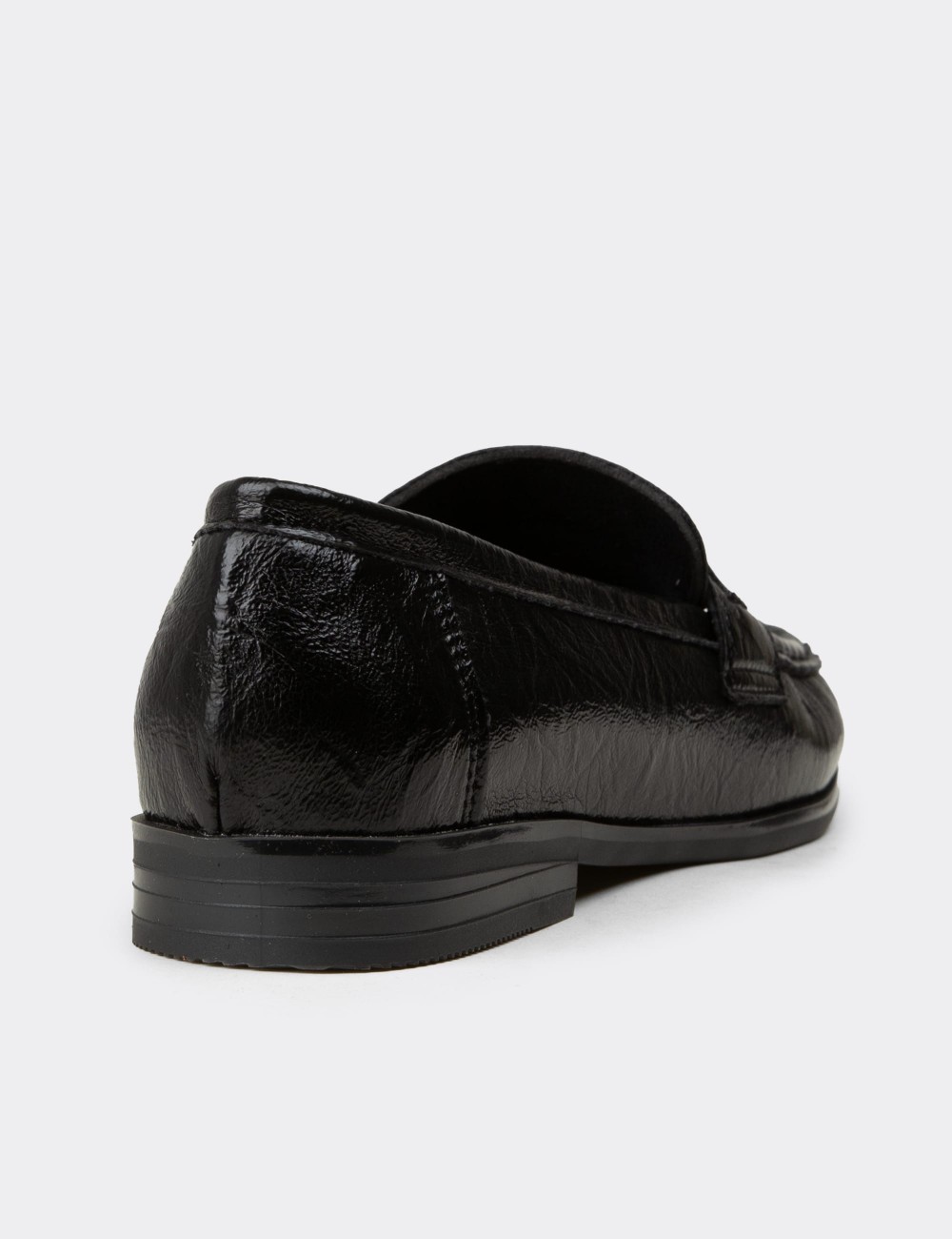 Kadın Siyah Toka Detaylı Loafer Ayakkabı - K0040ZSYHC01