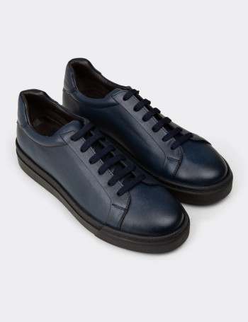 Erkek Hakiki Deri Lacivert Sneaker Ayakkabı - 02018MLCVC03