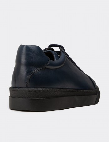 Erkek Hakiki Deri Lacivert Sneaker Ayakkabı - 02018MLCVC03