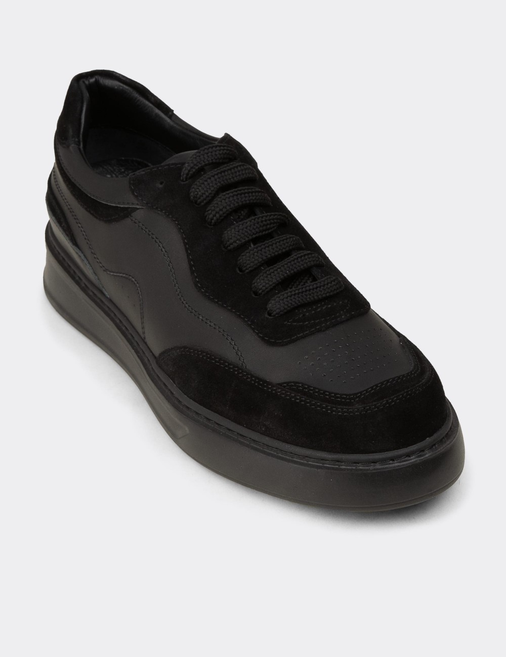 Erkek Siyah Hakiki Deri Sneaker Ayakkabı - 02013MSYHE01