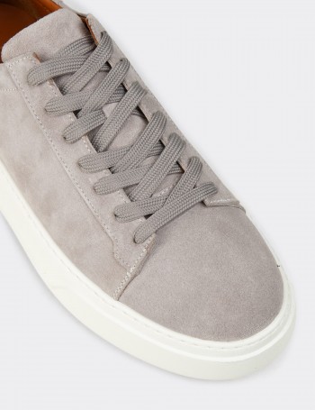 Erkek Hakiki Süet Gri Sneaker Ayakkabı - 04651MGRIE02