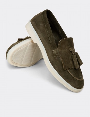 Kadın Hakiki Süet Yeşil Püsküllü Loafer - 02042ZYSLC01