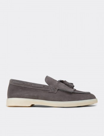 Erkek Hakiki Süet Gri Püsküllü Loafer - 02030MGRIC02