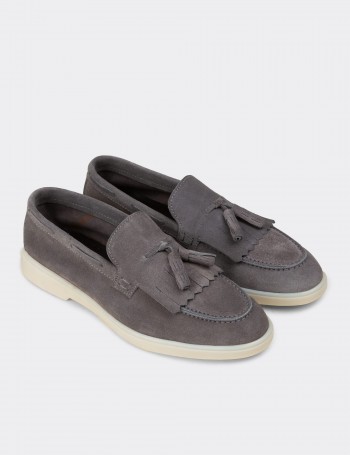 Erkek Hakiki Süet Gri Püsküllü Loafer - 02030MGRIC02
