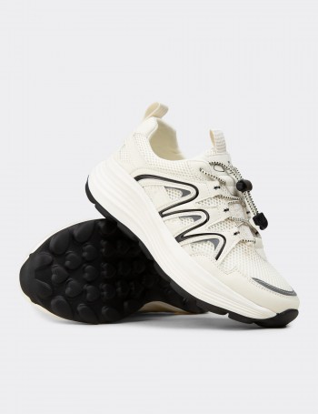 Kadın Beyaz Sneaker Ayakkabı - 26319ZBYZE01