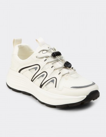Kadın Beyaz Sneaker Ayakkabı