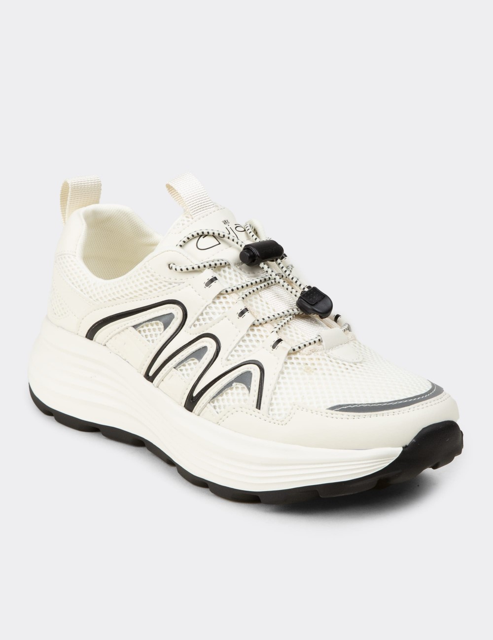 Kadın Beyaz Sneaker Ayakkabı - 26319ZBYZE01