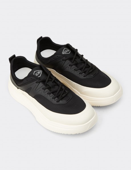 Erkek Siyah Sneaker Ayakkabı