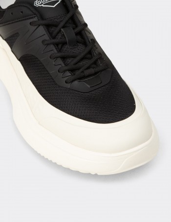 Erkek Siyah Sneaker Ayakkabı - 26538MSYHE01