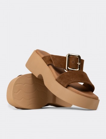 Kadın Hakiki Süet Taba Renkli Platform Terlik - L2506ZTBAP01